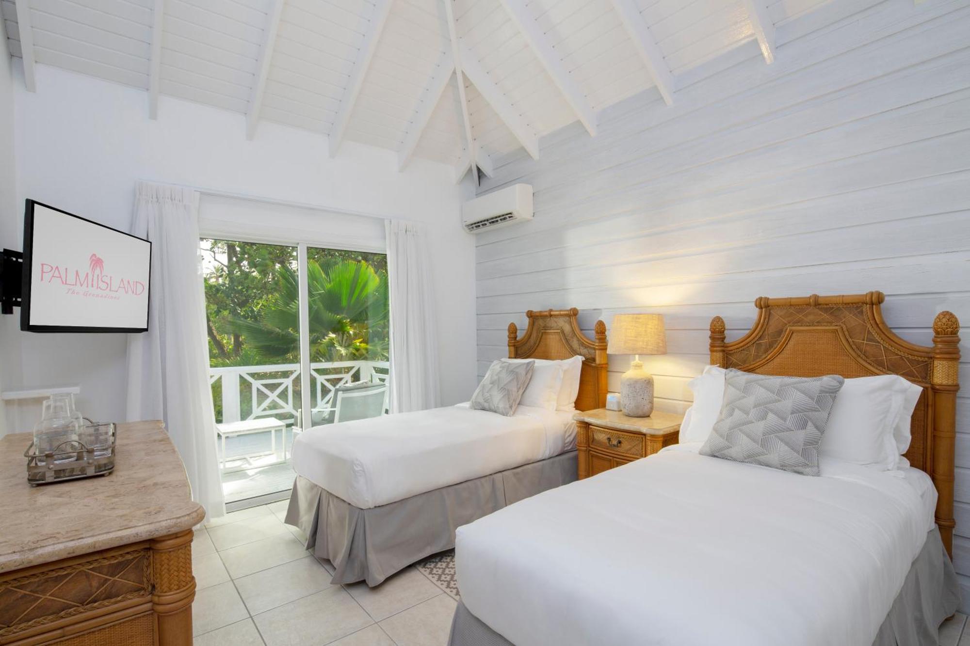 Palm Island Resort & Spa Exterior photo